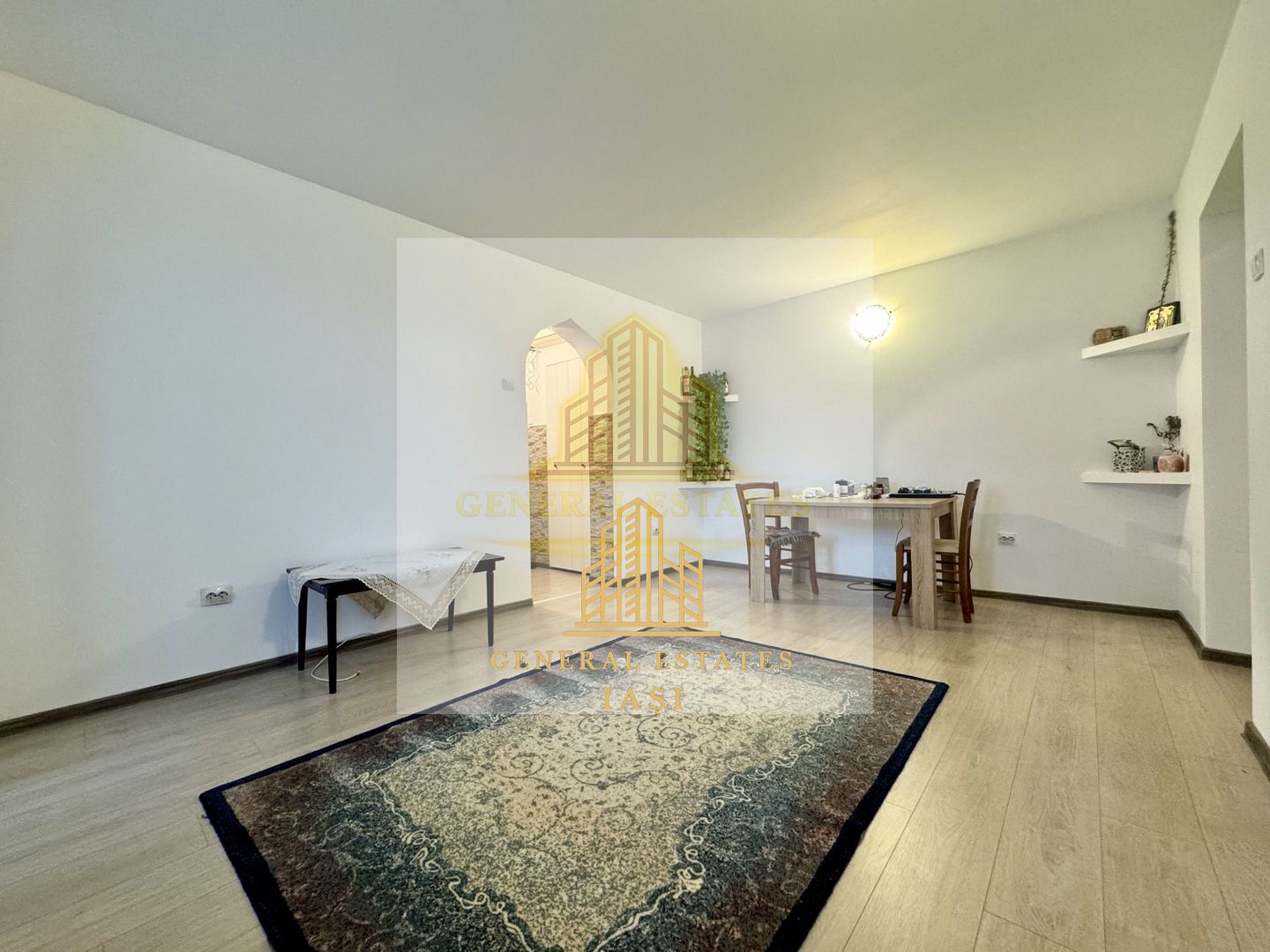 Vânzare apartament 3 camere -  vis-a-vis de Pașapoarte Iași - Poză 3