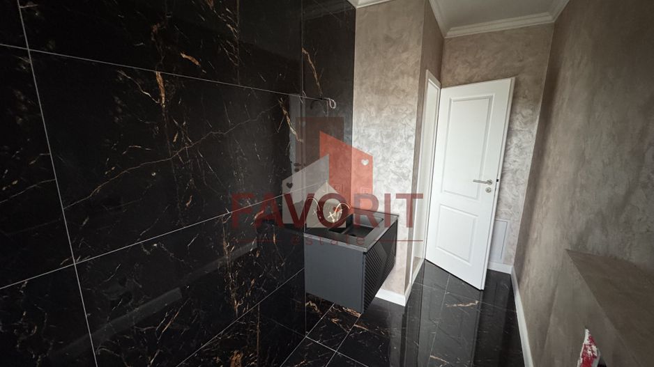 Comision 0%. Panouri si pompa de caldura. Despartit prin camera tehnica - Poză 25