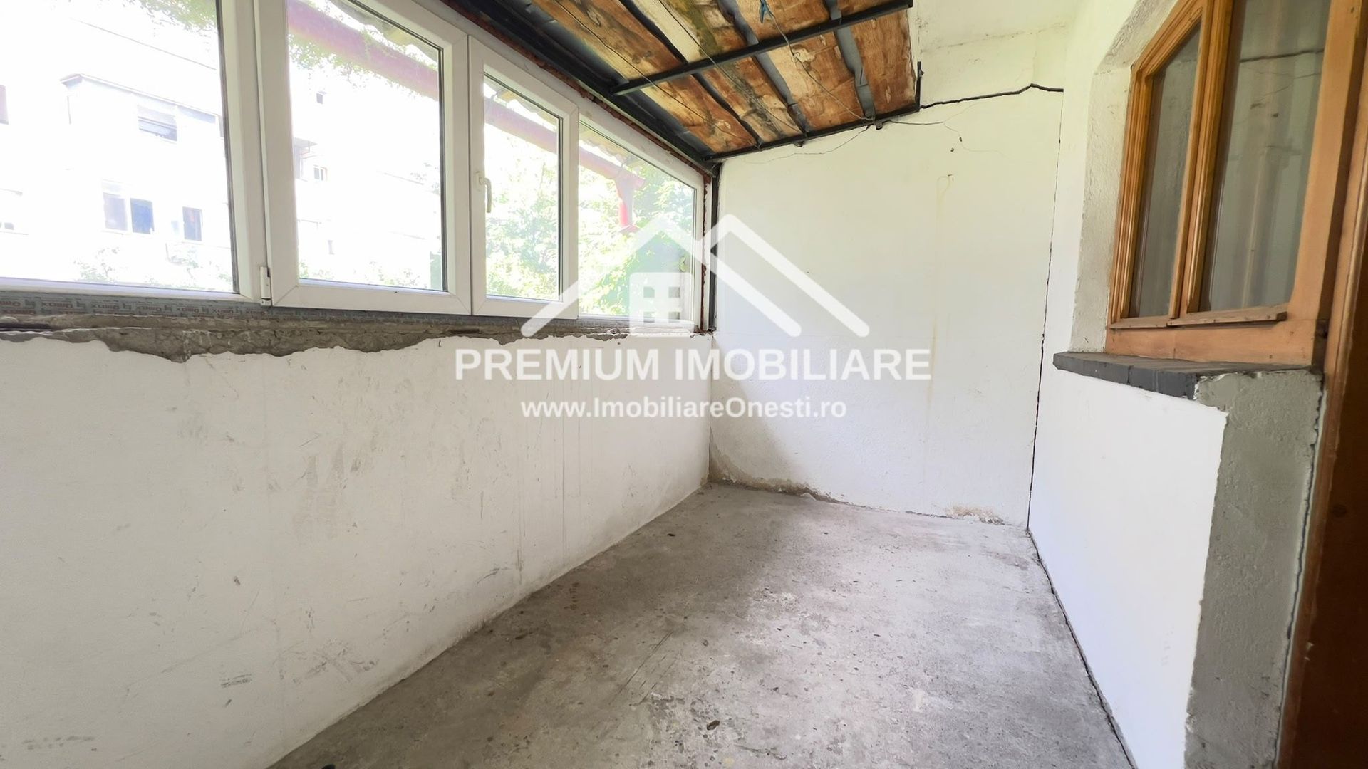 Apartament cu 3 camere decomandat - Poză 7