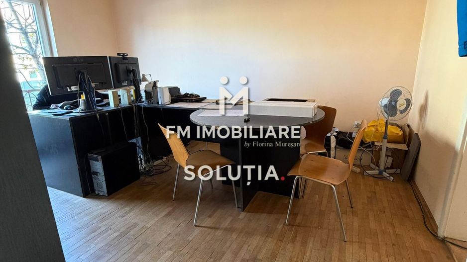 Apartament 2 camere Piata Revolutiei -decomandat, etajul 1 - Poză 1