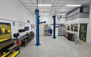 Oportunitate Investiție: Service Auto Complet Utilat – Ploiești Vest - Poză 7