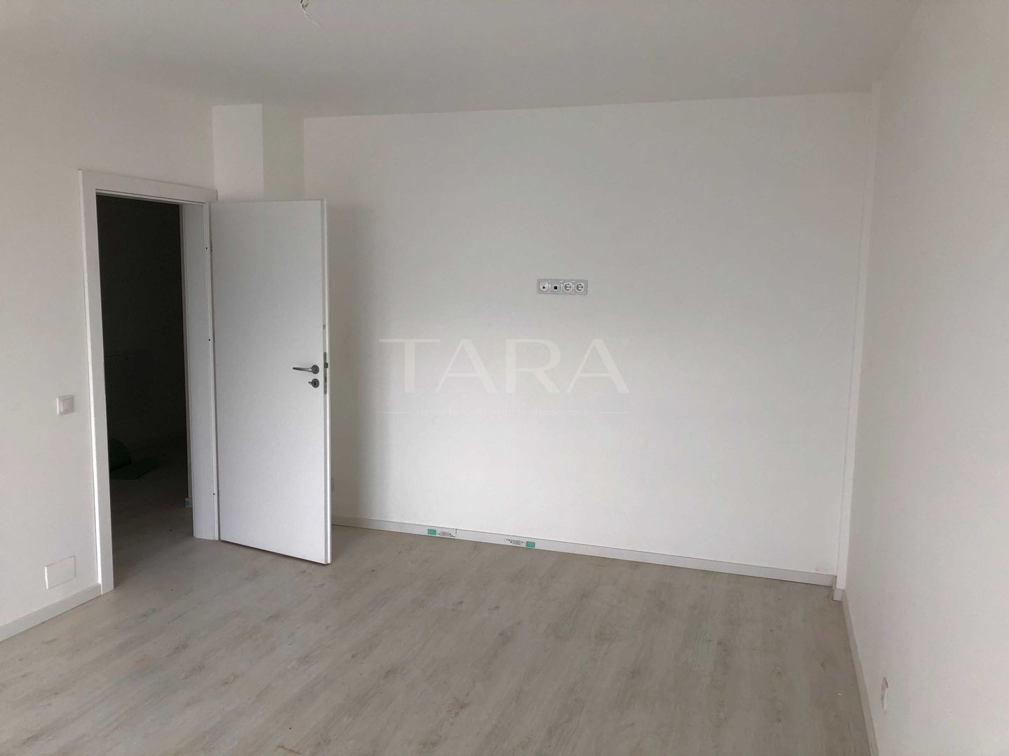 Apartament Nou, Ideal pentru Locuință sau Investiție. - Poză 1