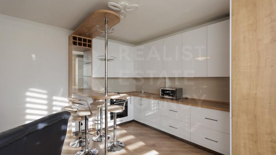 Vânzare, apartament, 2 camere , str. Alba Iulia, Buiucani - Poză 2