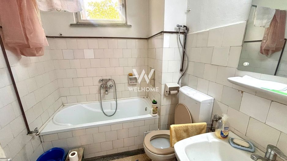 Apartament 3 camere central Ștrand cu garaj si boxa - Poză 9