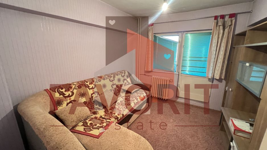 Oportunitate de cumpărare – Apartament 4 camere decomandat, zona Șagului - Poză 2