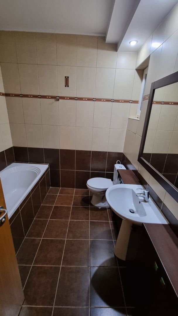 Apartament 3 camere, Timpuri Noi, la 7 min de metrou. - Poză 7