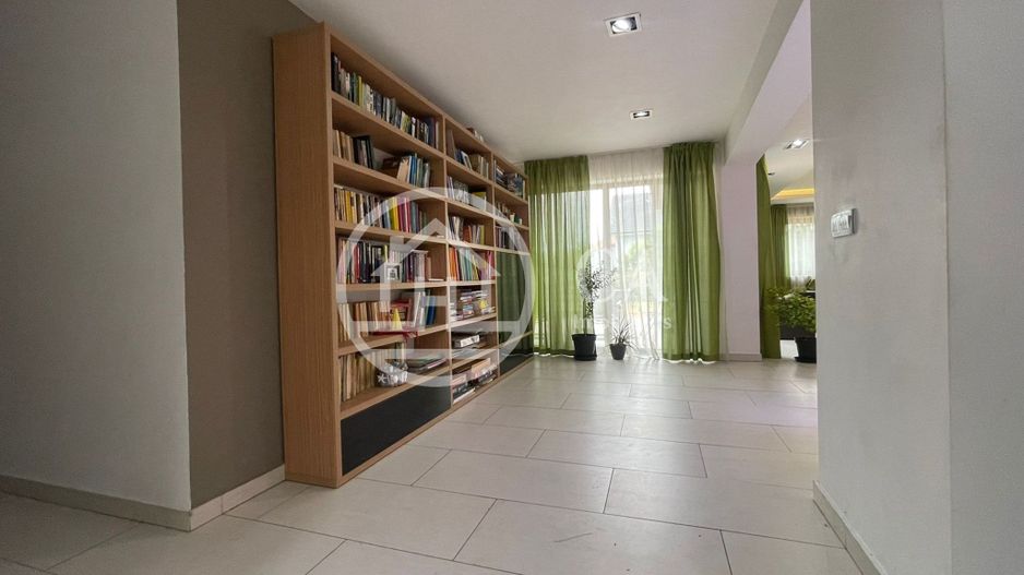 Casa de inchiriat cu 5 camere  in zona Nufaru, Oradea. - Poză 16