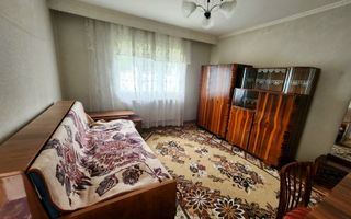 De vanzare casa 3 camere, 719mp teren, Cetate - Poză 5