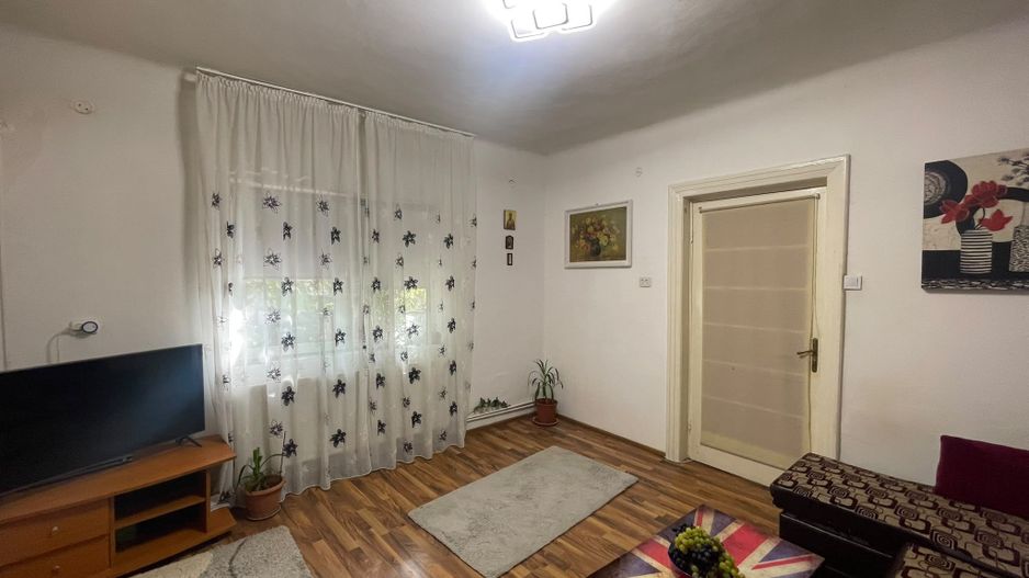 Apartament 4 camere în vilă, centrală proprie, zona Parcul Carol v26 - Poză 4