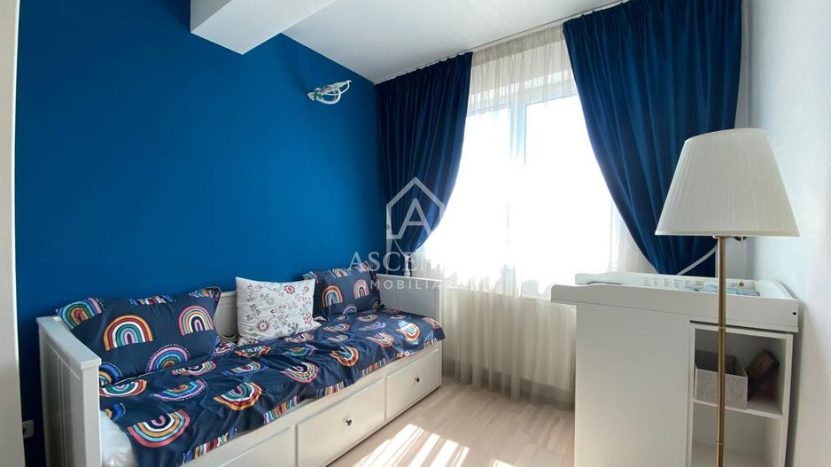 Apartament 3 camere, 2 bai premium mobilat lux , cu parcare inclusă - Poză 24