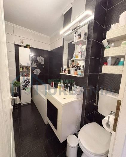 Apartament 3 camere renovat, mobilat și utilat, zona Canta, Iași - Poză 10