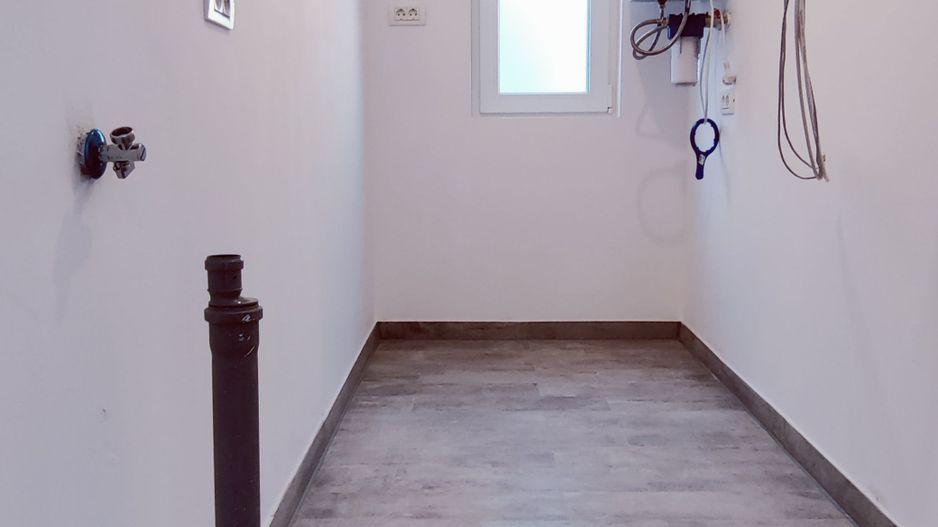 DUPLEX CERNETEAZ  140 MP UTILI + TEREN 570 MP - Poză 15