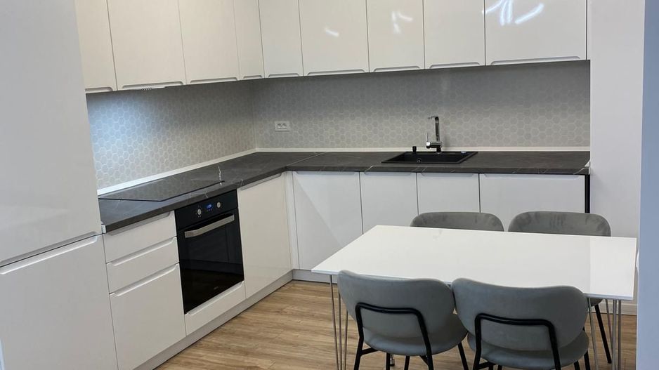 𝗔𝗽𝗮𝗿𝘁𝗮𝗺𝗲𝗻𝘁 𝗶𝗻 𝗥𝗲𝘀𝗶𝘁𝗮 _𝗕𝗟𝗢𝗖 𝗡𝗢𝗨 _𝗠𝗢𝗕𝗜𝗟𝗔𝗧_ - Poză 4