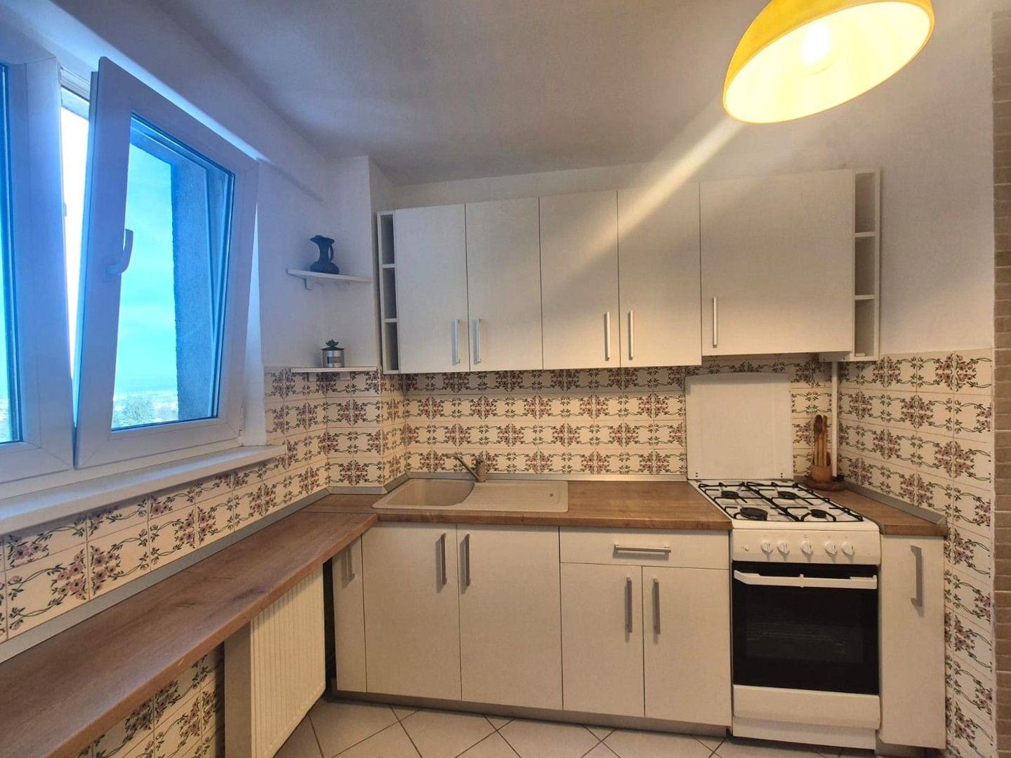 Zona Piata Astra, 3 camere, insorit, cu priveliste. - Poză 11