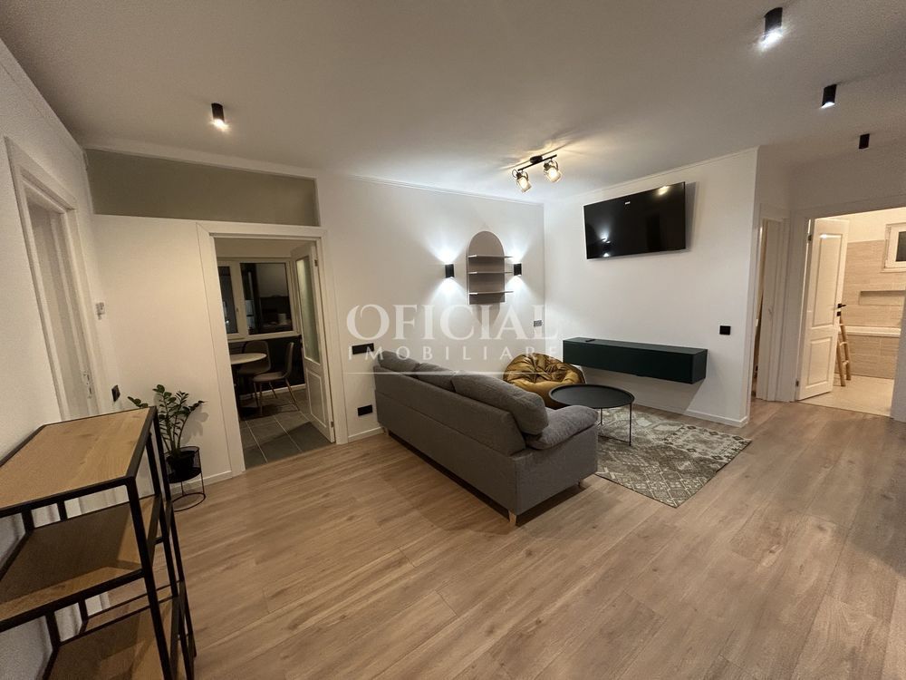 Apartament 3 camere | Garaj | 70 mp | 2 Bai | Zona Teilor | Floresti - Poză 2