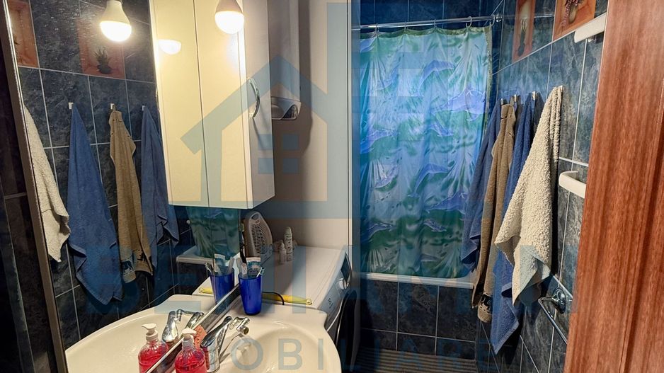 4 camere decomandat 99mp centrala mobilat Craiovita Promenada - Poză 8