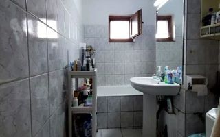 Apartament 3 camere Dambovita - Poză 6