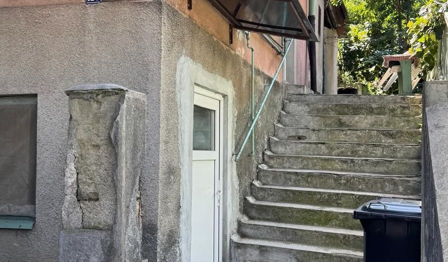 Teren cu casa demolabila - 547MP - Gruia - Poză 4