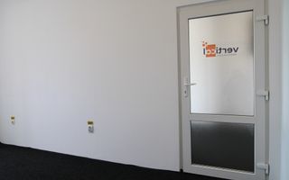 Vad comercial/acces facil, cladire mixta. - Poză 8