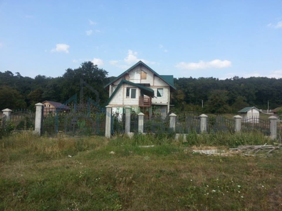 Casă la roșu cu teren 1000 mp, Dobrovăț, Iași - Poză 4