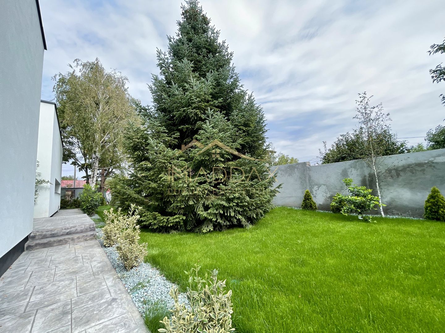 Vila cu 5 camere // * 565 mp gradina* // Tunari - Poză 58