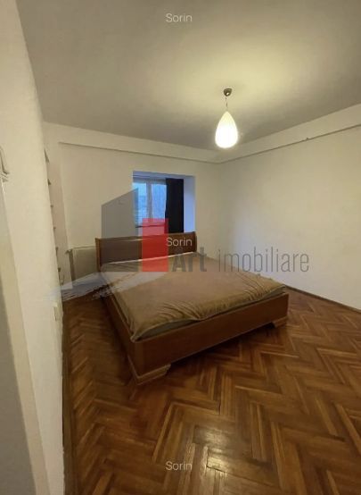 APARTAMENT DE 3 CAMERE - Poză 5