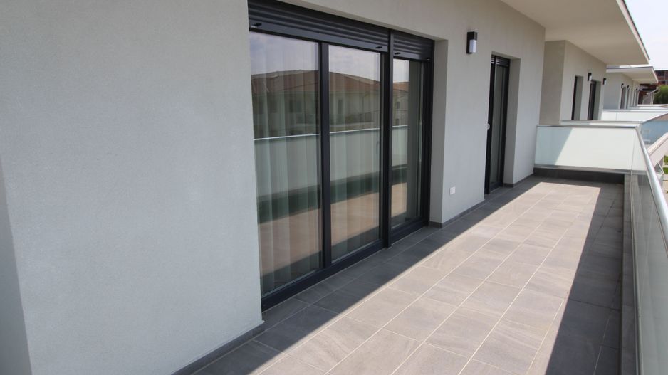 Apartament cu 3 camere de închiriat în zona Nord - Poză 16