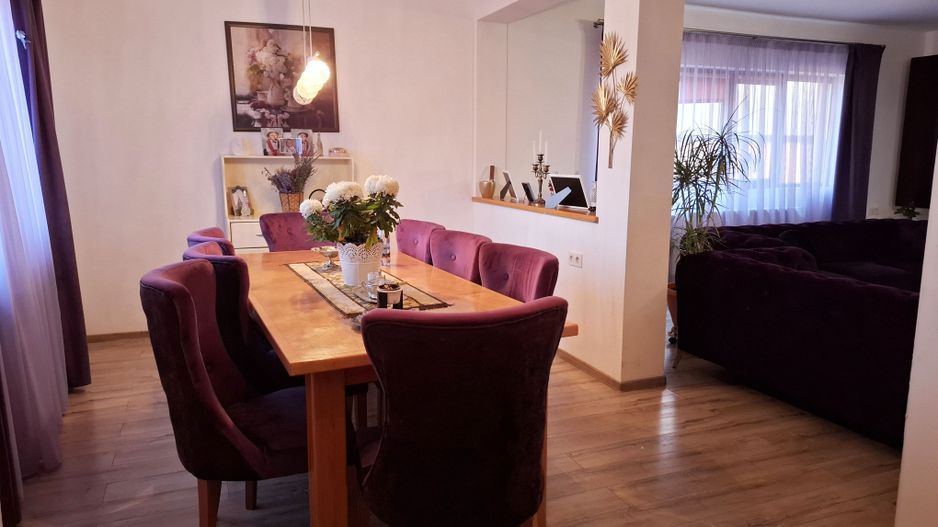 Vila cu 7 camere de vanzare in Paulesti - Poză 5