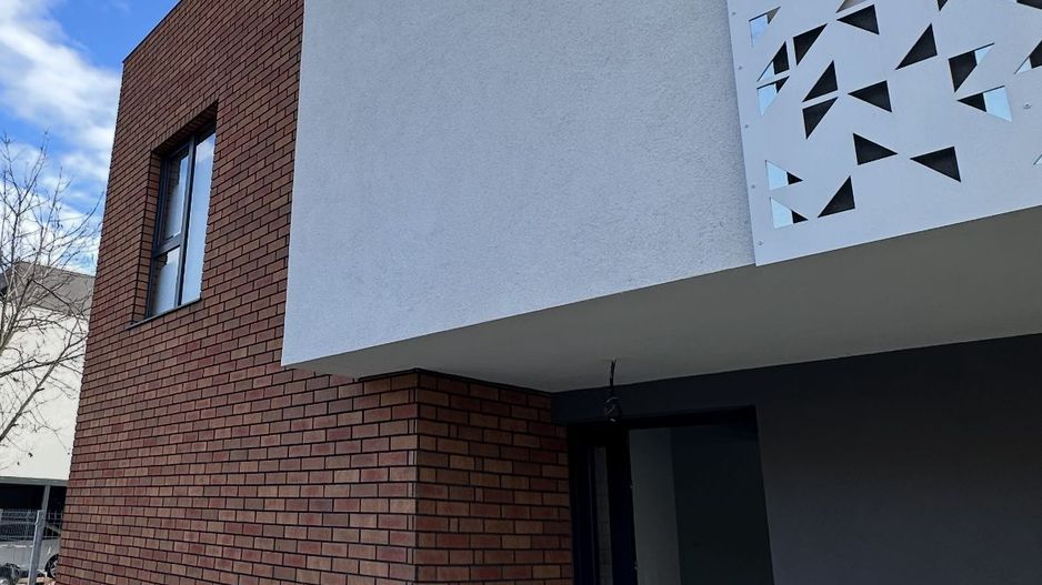 PROIECT DEOSEBIT - Poză 2