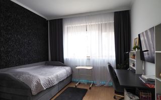 Vanzare 2 camere partial mobilat 1Mai-Victoriei - Poză 4