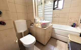 Apartament spatios cu 3 camere | Calea Sagului - Poză 13