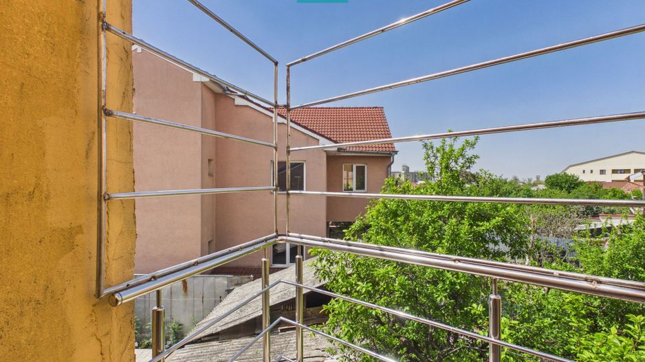 Spațiu comercial renovat, vitrină 8 m, Etaj 1 - Poză 7