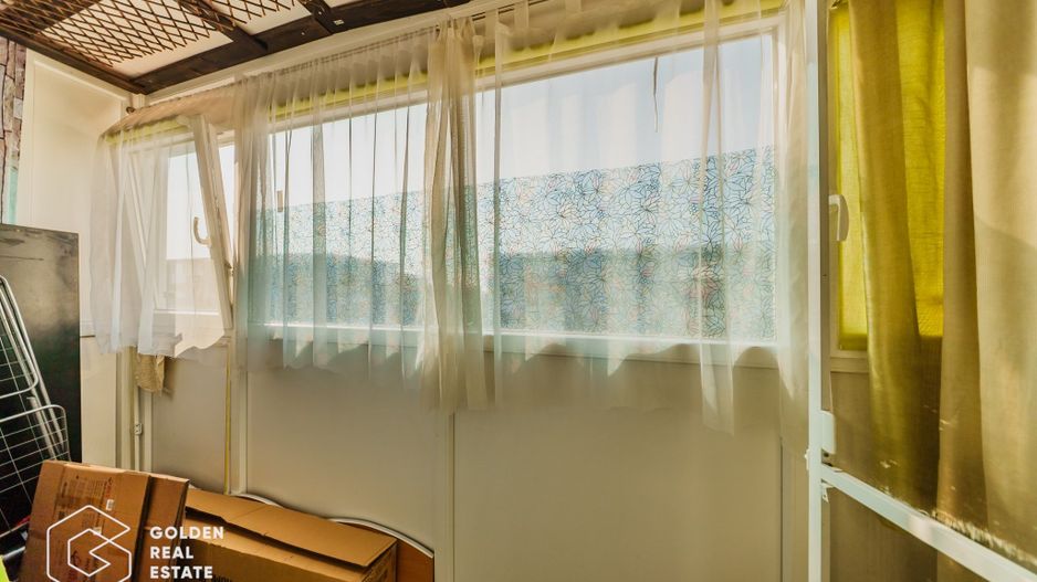 Apartament 4 camere, langa campusul UVVG, decomandat, etaj 3, comision 0% - Poză 16