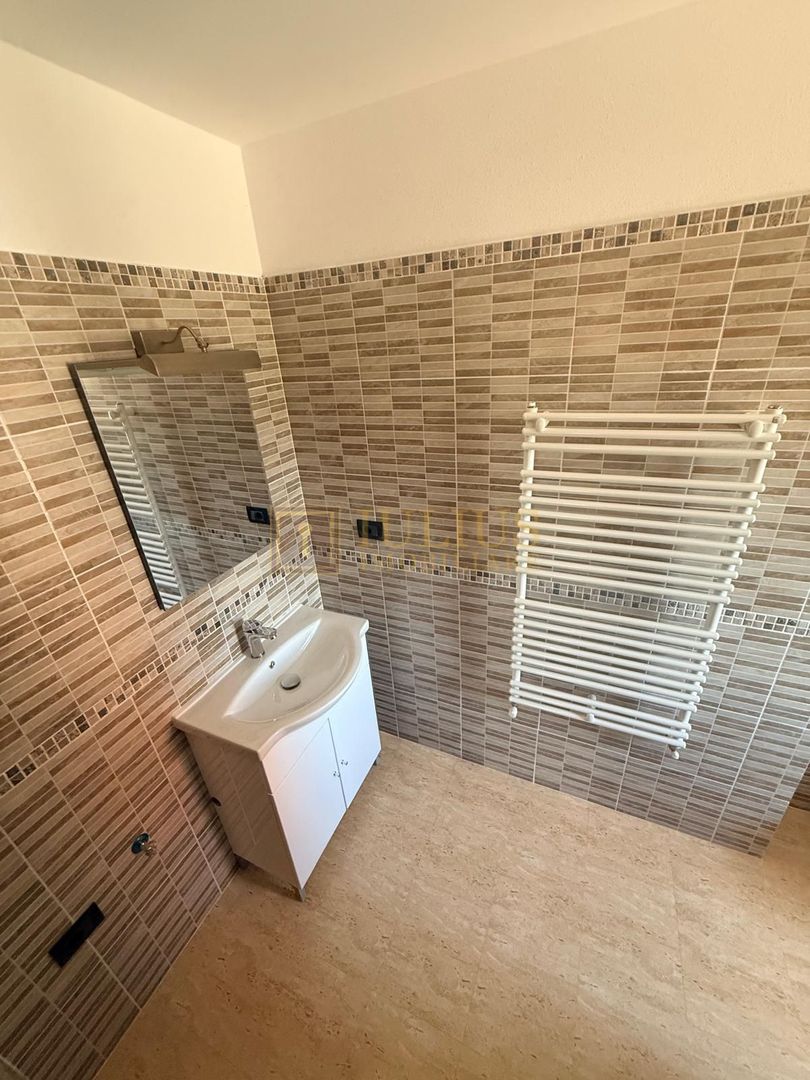 Mosnita Noua-Castel Royal| 2 camere| stil bavarez din lemn si piatra naturala - Poză 11