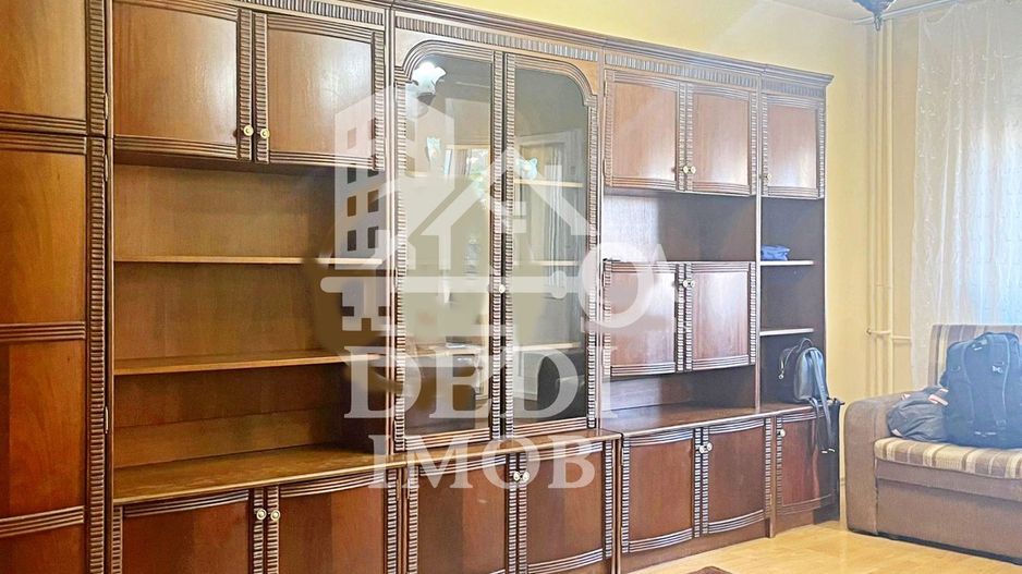 Apartament cu 3 camere de inchiriat Decebal, Oradea - Poză 2