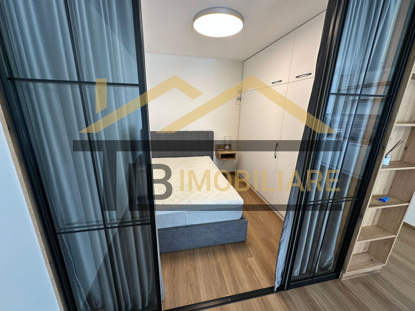 Studio, 50mp, parcare, Zona Semi-Central - Poză 4