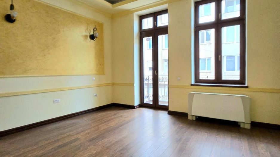 Spațiu de birouri ultracentral de inchiriat - etaj 1-intrare separata - Poză 17