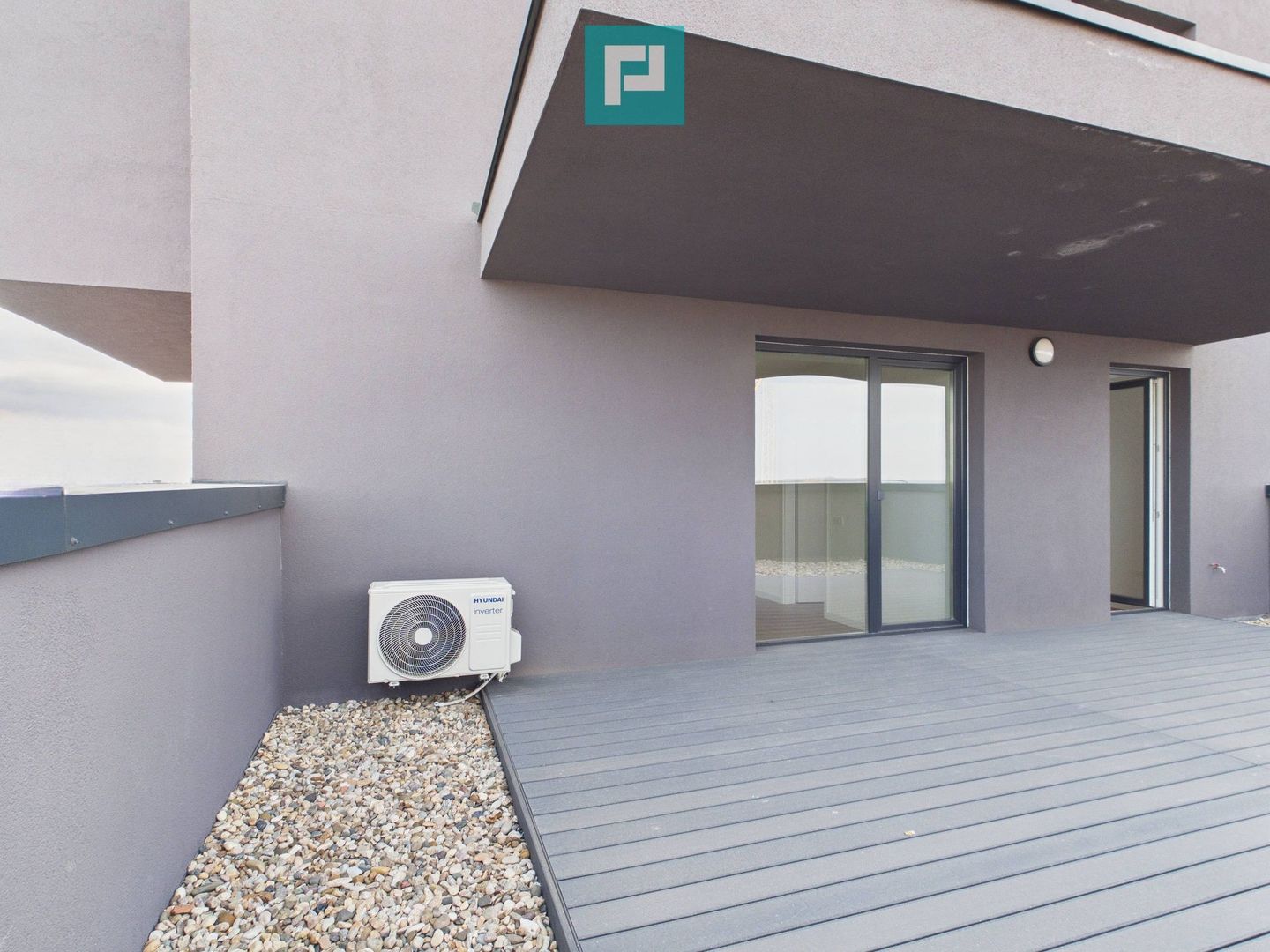 3 camere PREMIUM, terasă 22 mp, etaj 8 - Poză 11