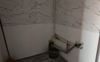 Garsoniera 22 mp,transformata din camera de camin,recent renovata. - Poză 6