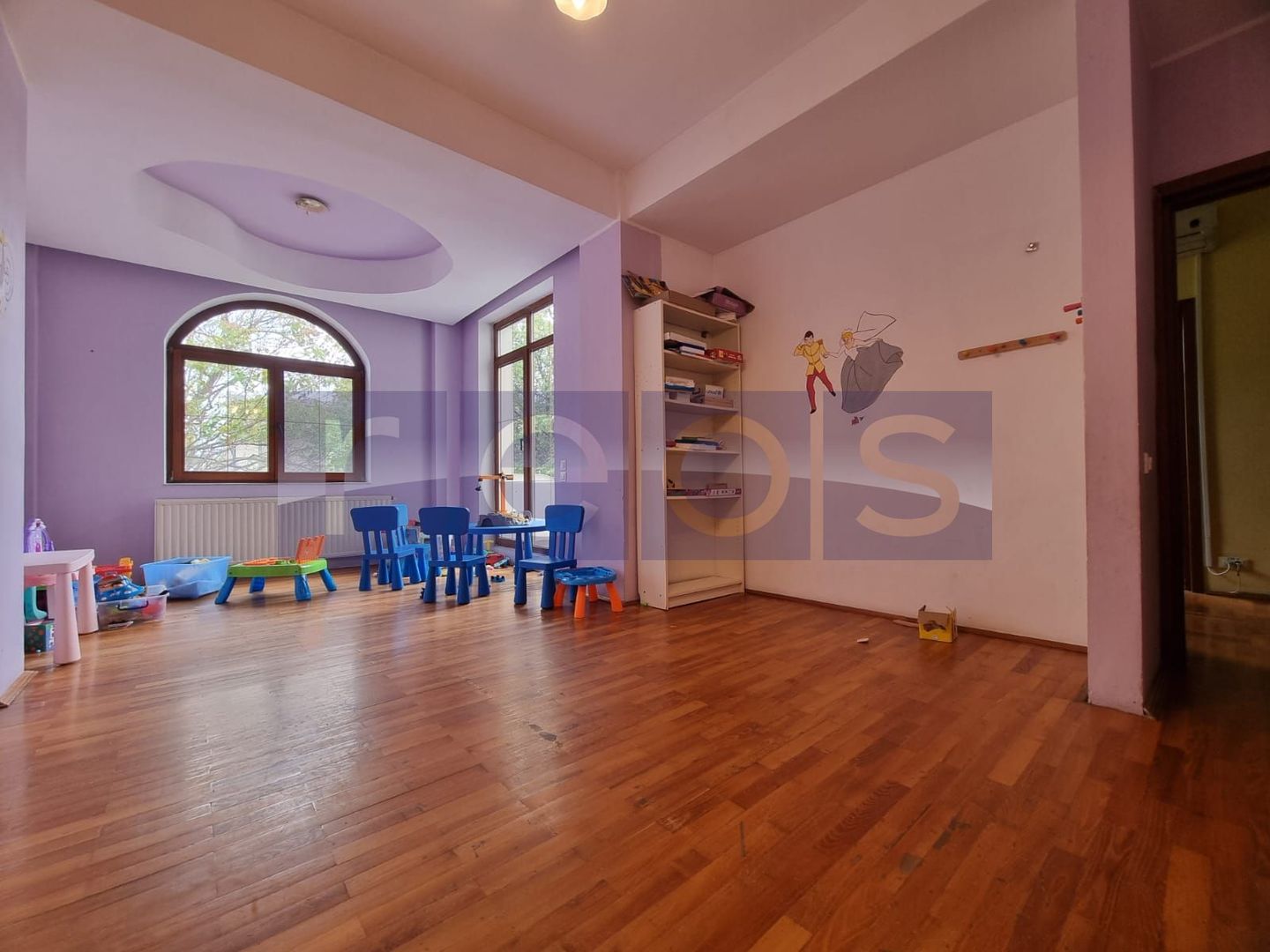 DE INCHIRIAT VILA  D+P+1+2 + CURTE | ZONA PARCUL CAROL - Poză 9