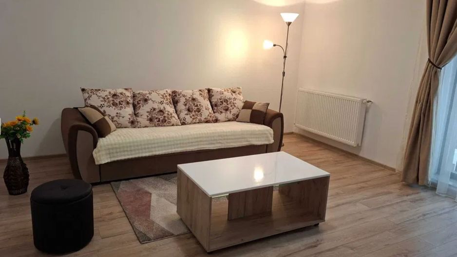 Apartament 2 camere LUX -  bloc nou - centrala proprie - Parcare - Poză 2