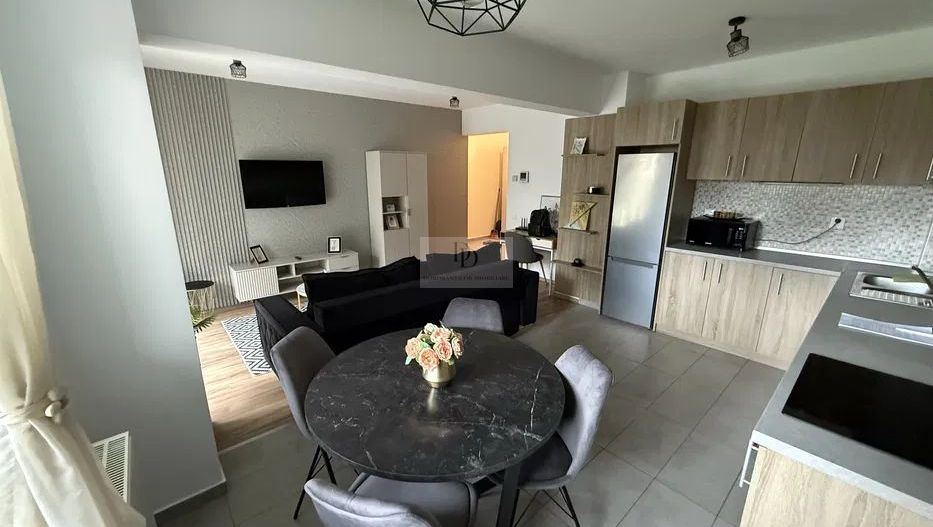 Apartament 2 camere cu grădină proprie | Parcare inclusă | Bună Ziua - Poză 2