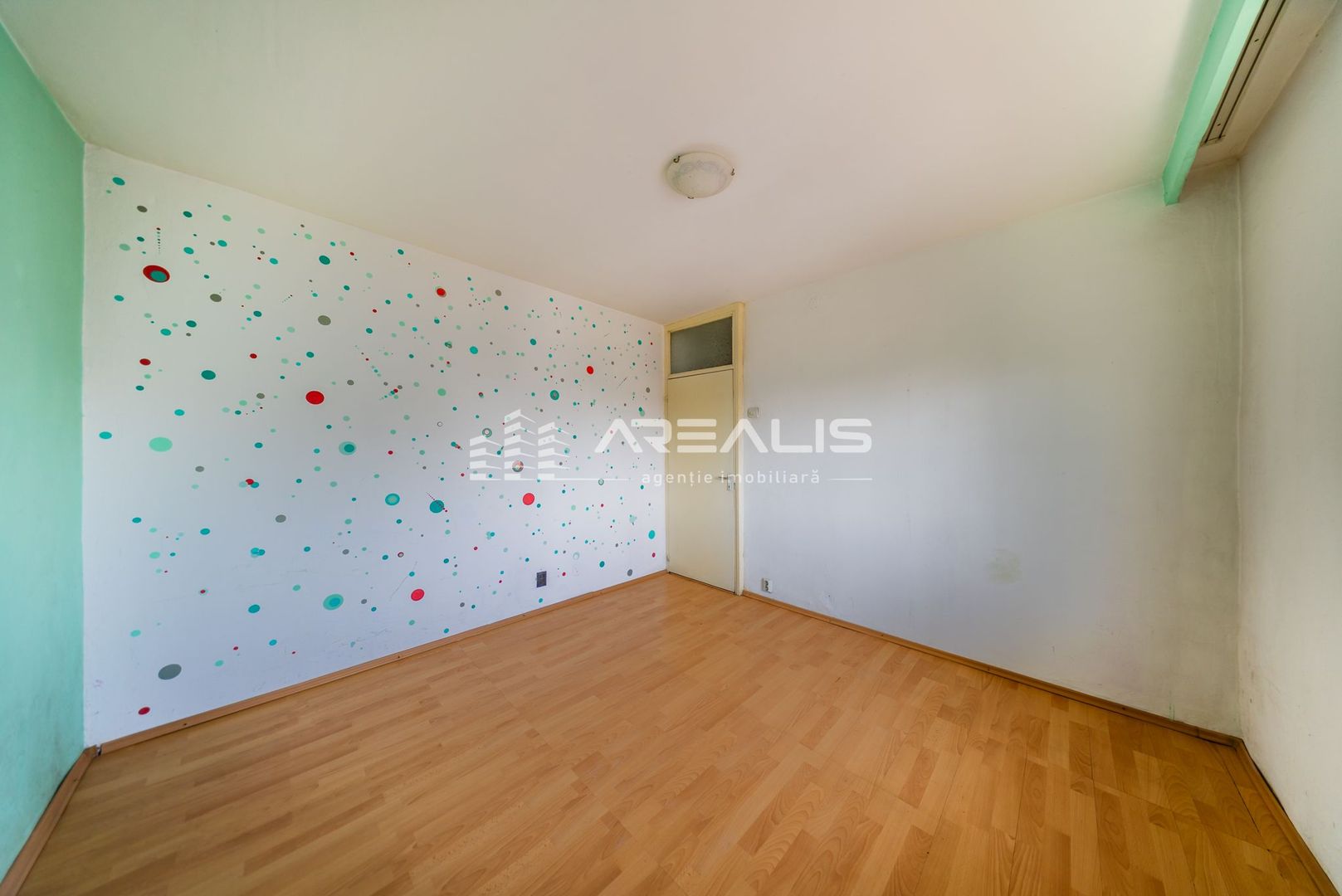 VÂNDUT!Apartament 2 camere -Zona Băncilor- REZERVAT - Poză 3