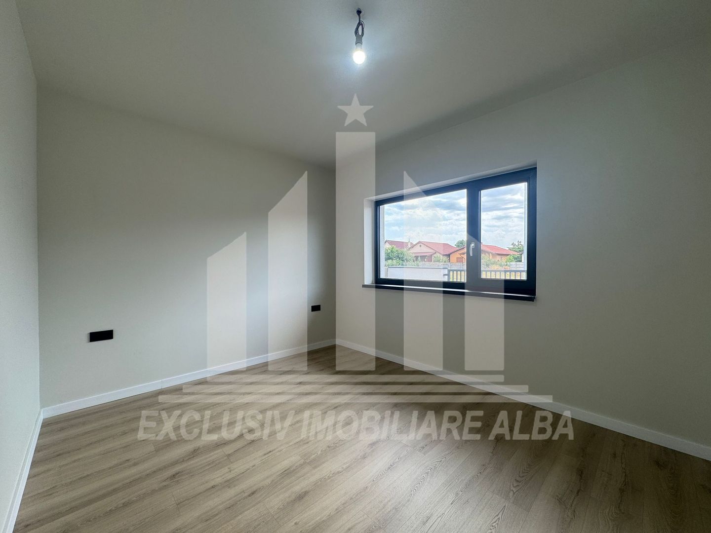 Casa individuala de vanzare, Orizont - Poză 10