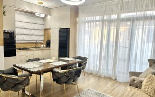 Casa individuala superba si curte de inchiriat - Poză 8