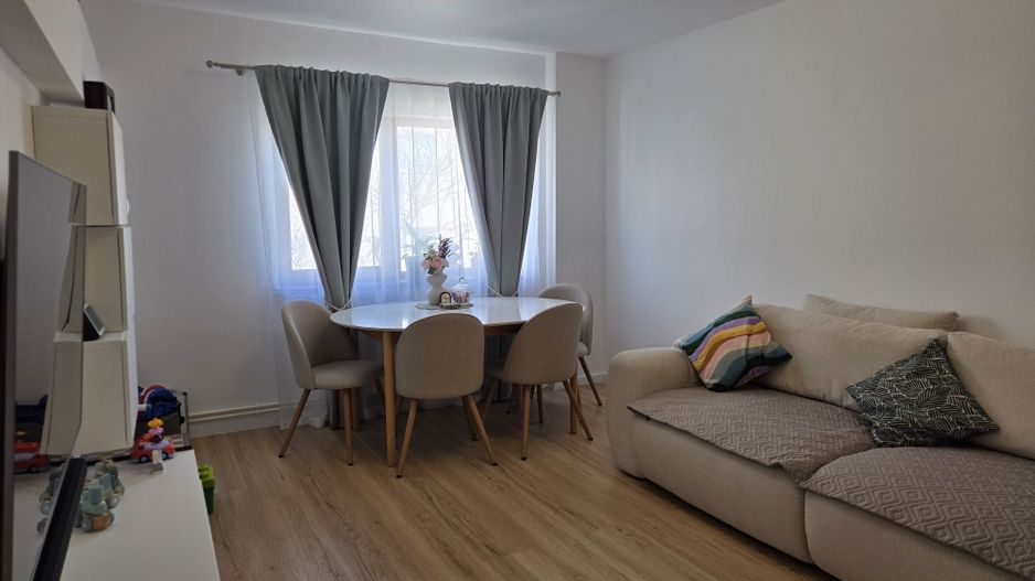 Apartament 3 camere renovat Tomis III – Soveja - Poză 2