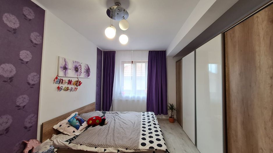 Vila spatioasa cu 7 apartamente/pretabil investiție - Poză 7