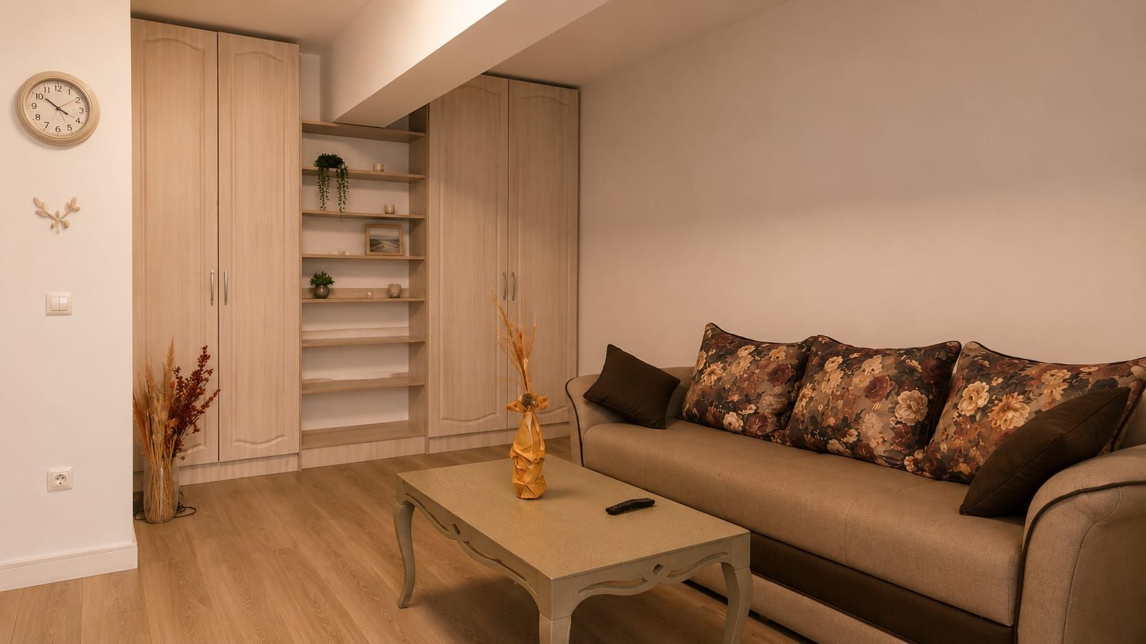 Apartament 2 camere dec 55 mp Conest Tudor Vladimirescu 500 euro - Poză 2