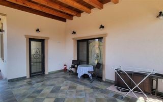 Casa 4 camere finisaje de lux 950 mp teren Com. Ciugud - Poză 16