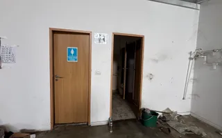 Depozit cu showroom de inchiriat de 1600 mp - Poză 12